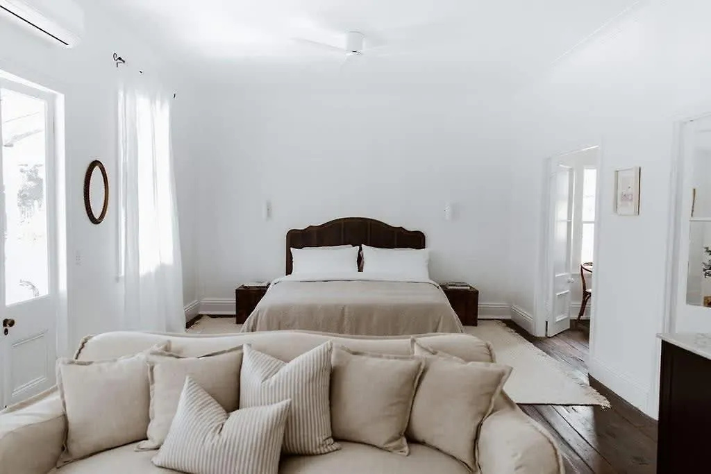 The Postman'S Cottage - Hinterland Luxury Montville